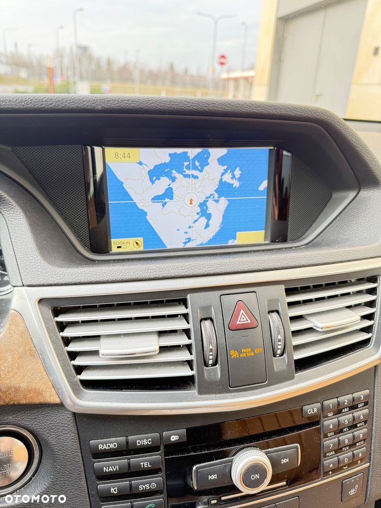 Mercedes-Benz Klasa E 350 4Matic 7G-TRONIC Avantgarde - 17