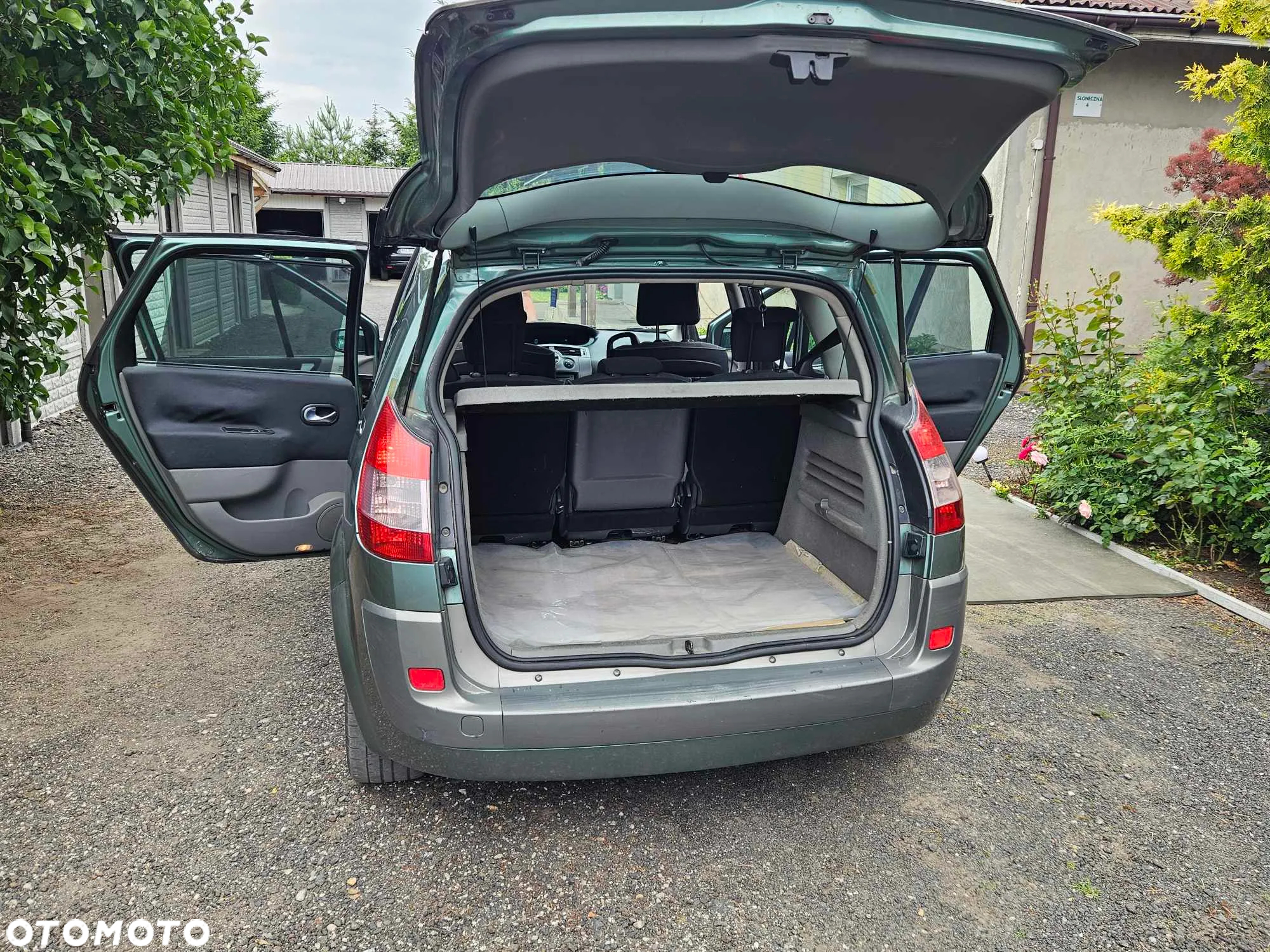 Renault Scenic 1.9 dCi Confort Authentique - 14