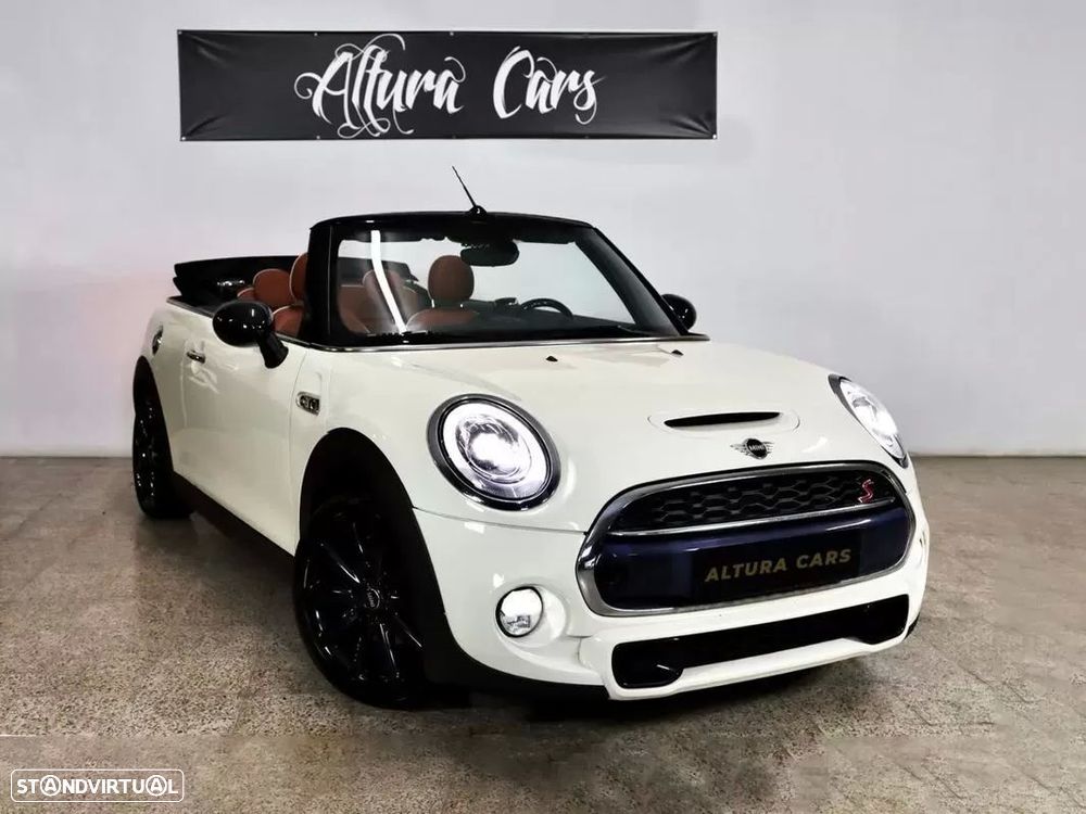 MINI Cabrio Cooper SD Auto Desportiva - 1