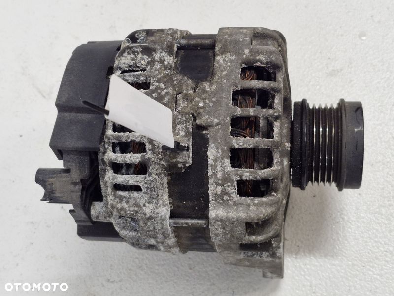 MERCEDES A W176 1.6 CGI ALTERNATOR A0009061903 - 3