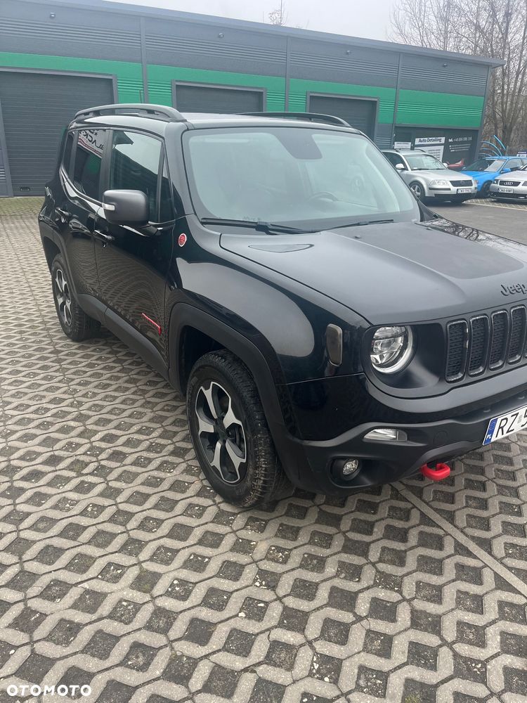Jeep Renegade - 10