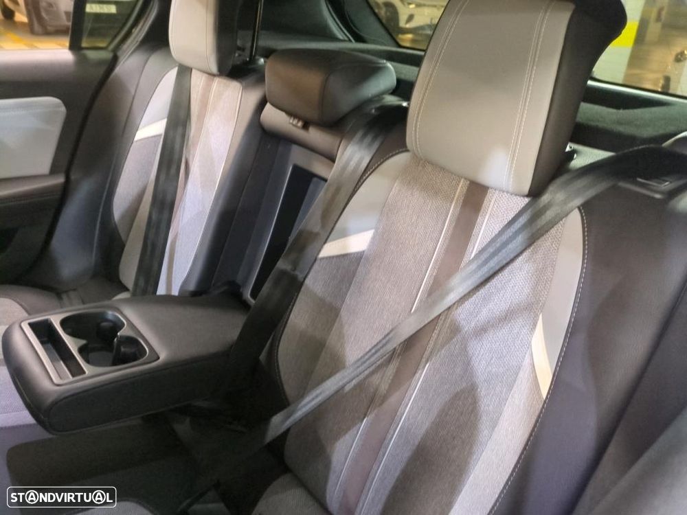 Opel Astra 1.5 D Elegance - 8