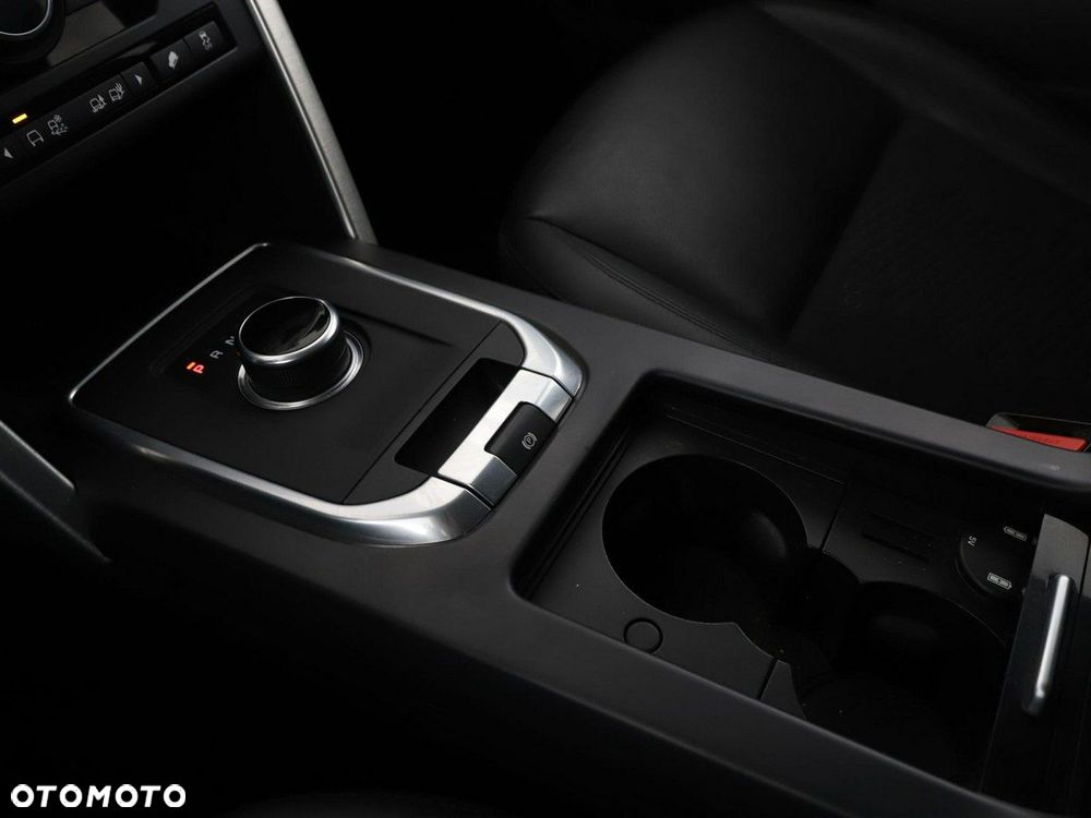 Land Rover Discovery Sport 2.0 TD4 Pure - 28