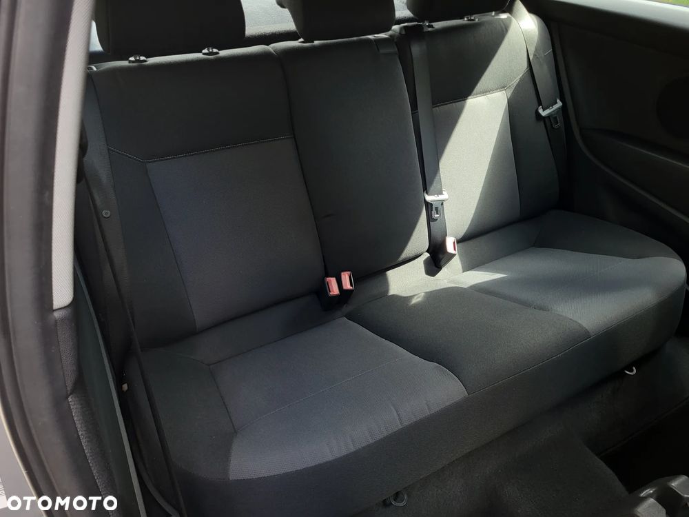 Opel Astra 1.6 - 11