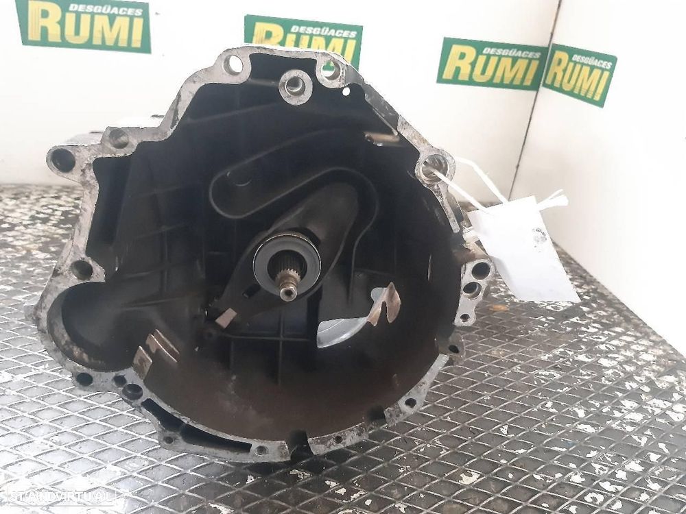 CAIXA DE VELOCIDADES AUDI A6 BERLINA C4 - 1