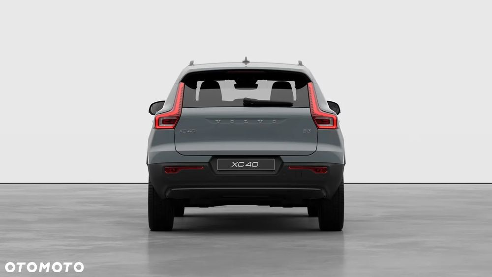 Volvo XC 40 B3 Plus Dark - 7