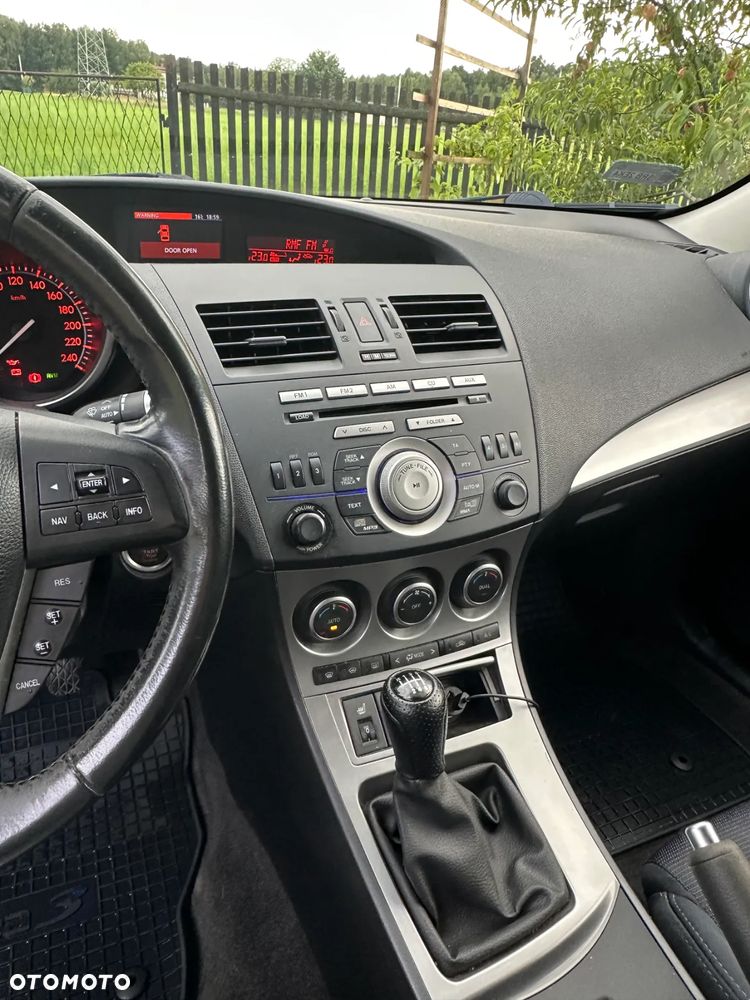 Mazda 3 2.2 MZR-CD DPF Sports-Line - 9