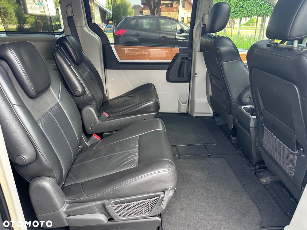 Chrysler Grand Voyager 2.8 CRD Automatik Limited - 32