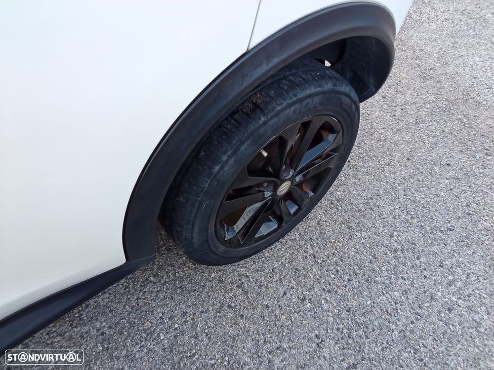 Nissan Juke 1.5 dCi Acenta Connect — fotografia 10
