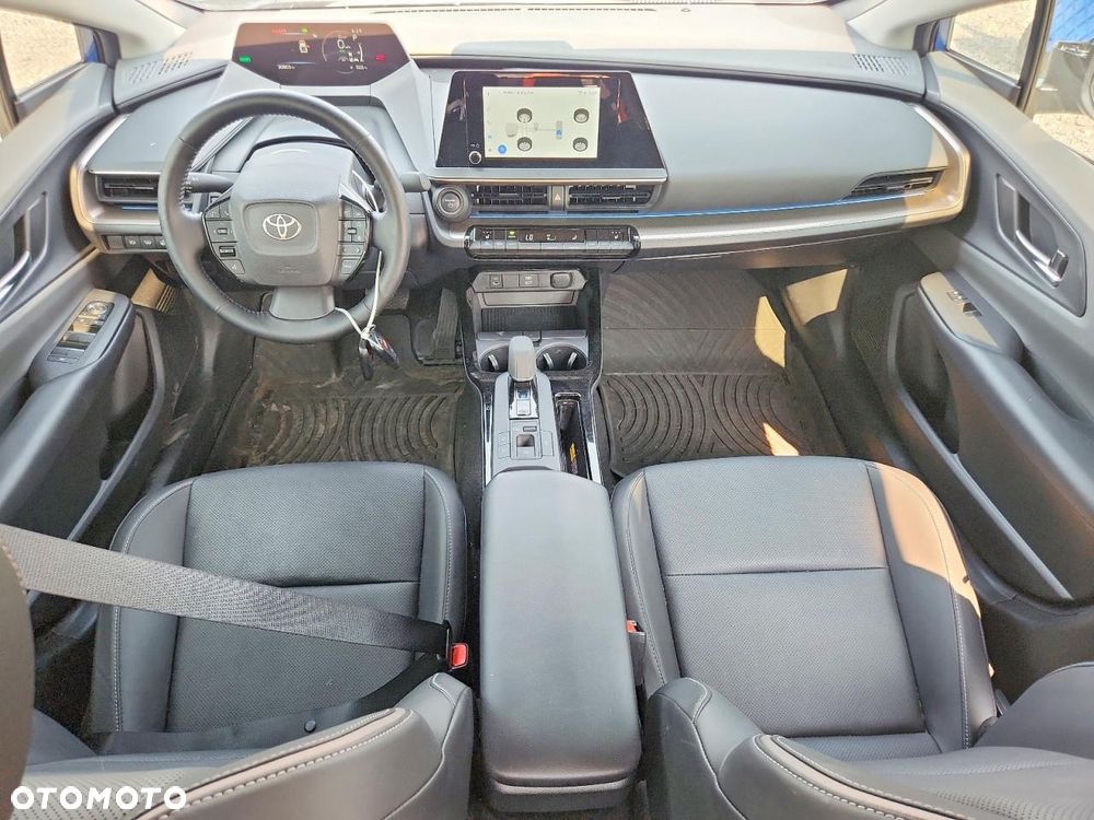 Toyota Prius - 8