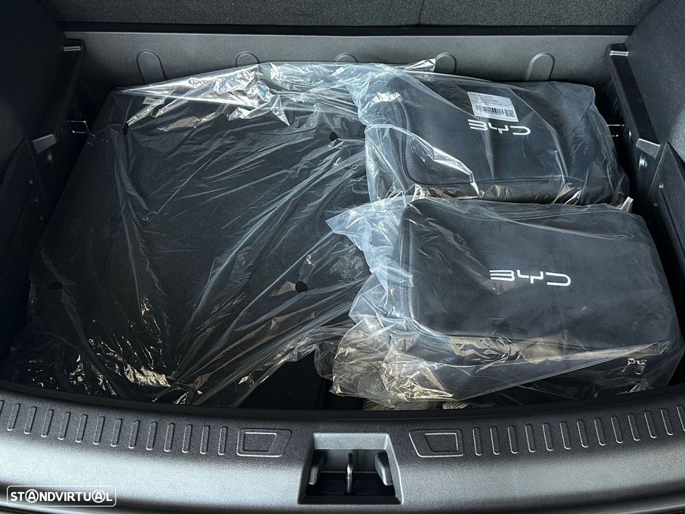 BYD Atto 2 1.5 DM-i Boost - 21