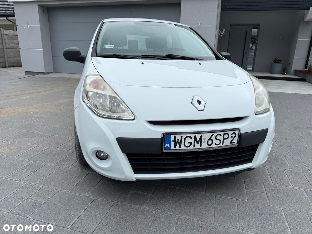 Renault Clio 1.2 16V Authentique - 12
