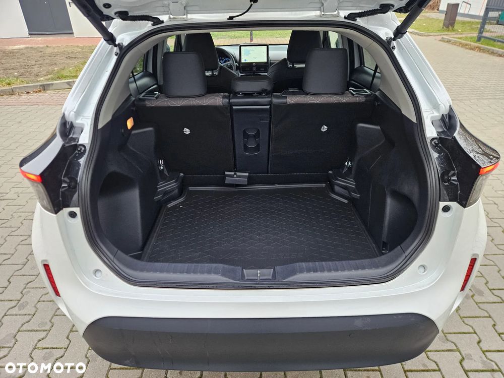 Toyota Yaris Cross Hybrid 1.5 Executive - 27