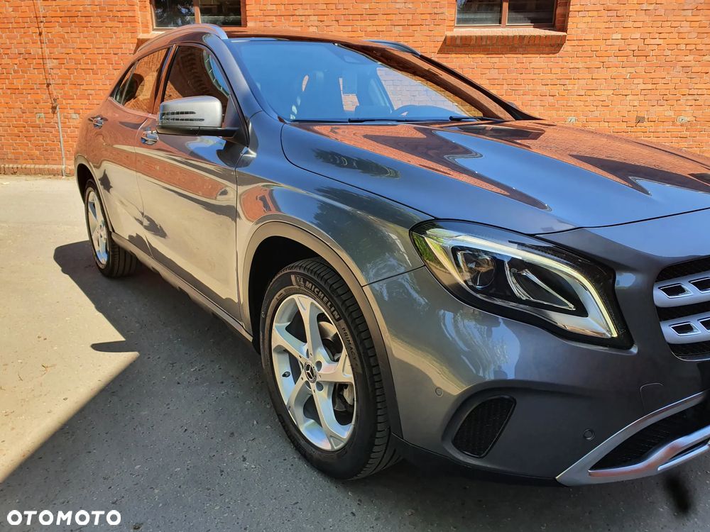 Mercedes-Benz GLA 200 d 7G-DCT Activity Edition - 2