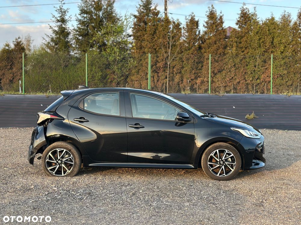 Toyota Yaris - 24