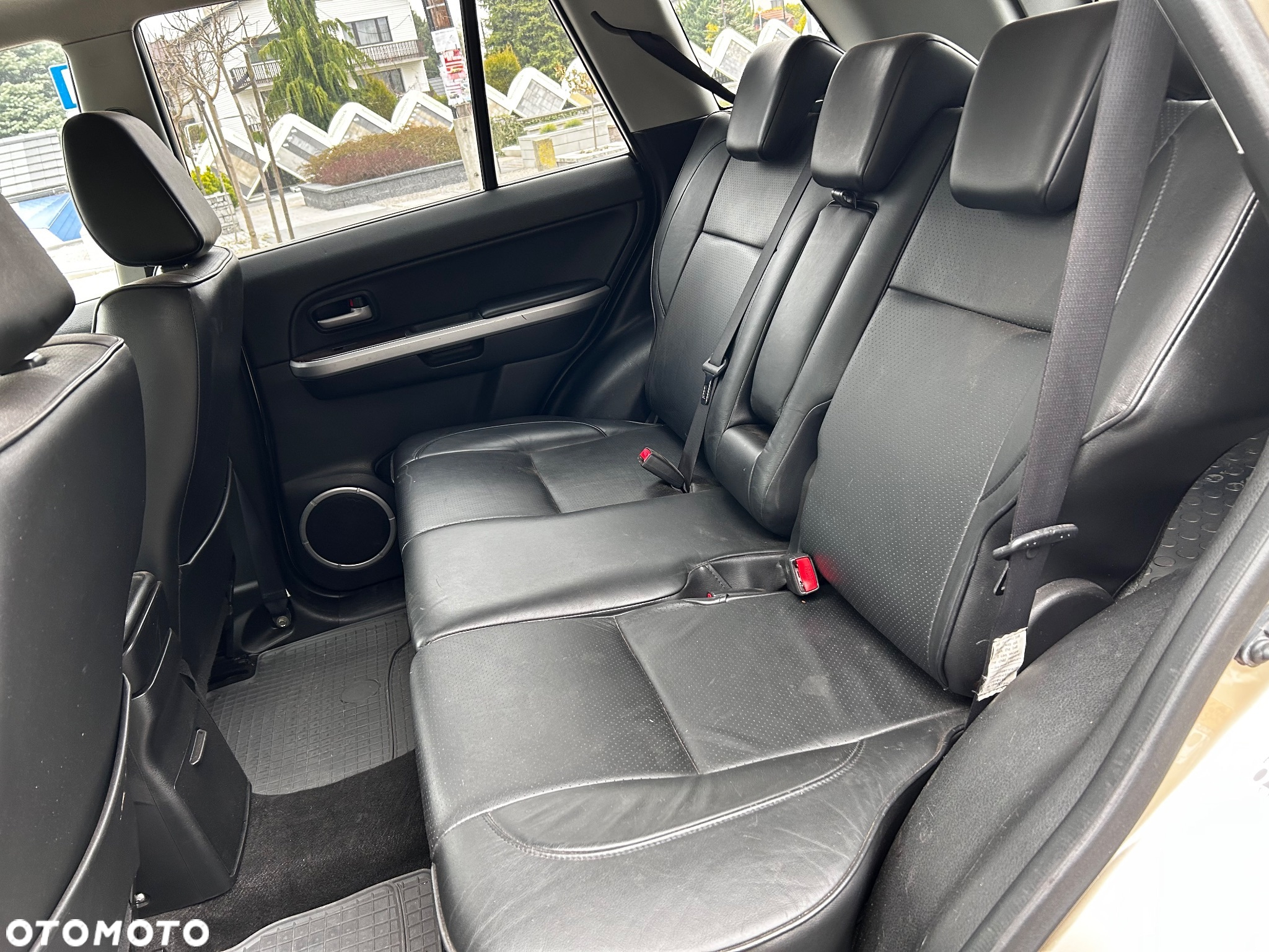 Suzuki Grand Vitara 2.0 - 7