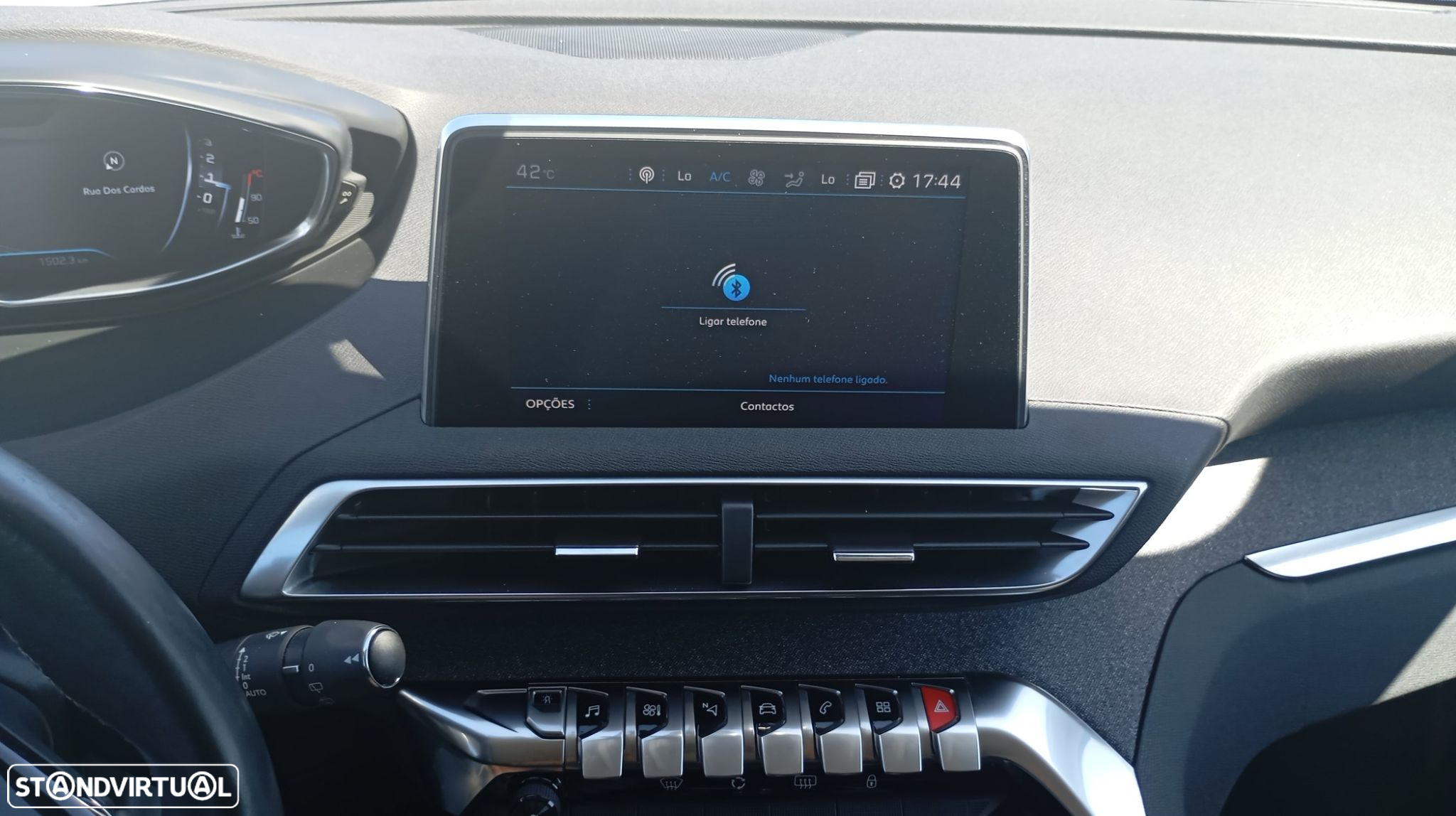 Peugeot 3008 PureTech 130 Stop & Start GPF EAT8 Allure Business-Pack - 32