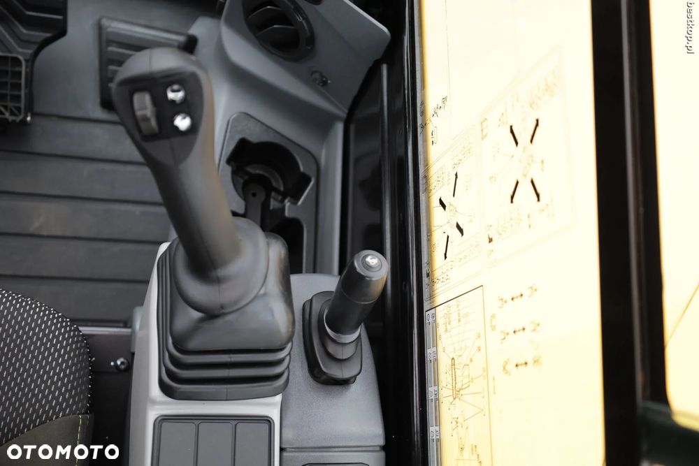 Caterpillar CAT 305 CR - 35