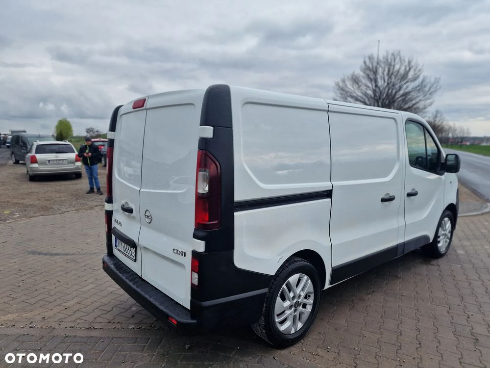 Opel Vivaro-B - 10