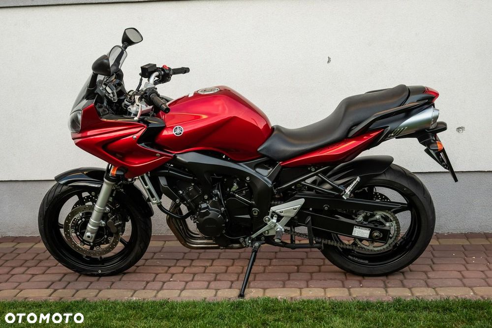 Yamaha FZ - 6