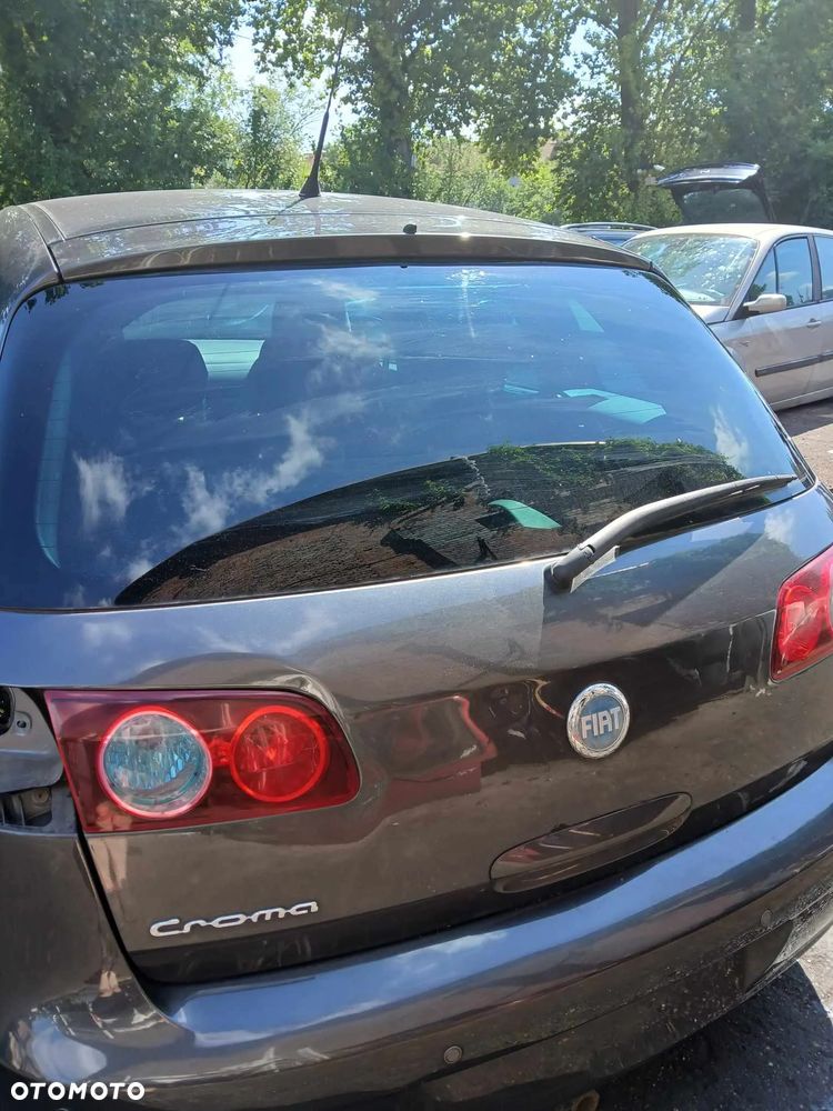 Fiat Croma Kombi Klapa bagażnika WGNIOTKA - 5