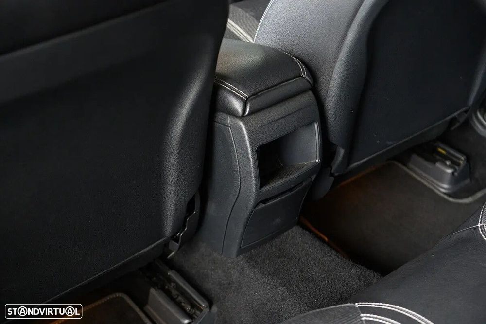 Mercedes-Benz A 180 d Fleet Pack Urban - 35