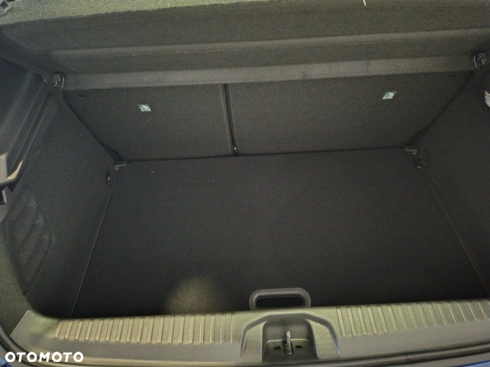 Mitsubishi Colt - 10