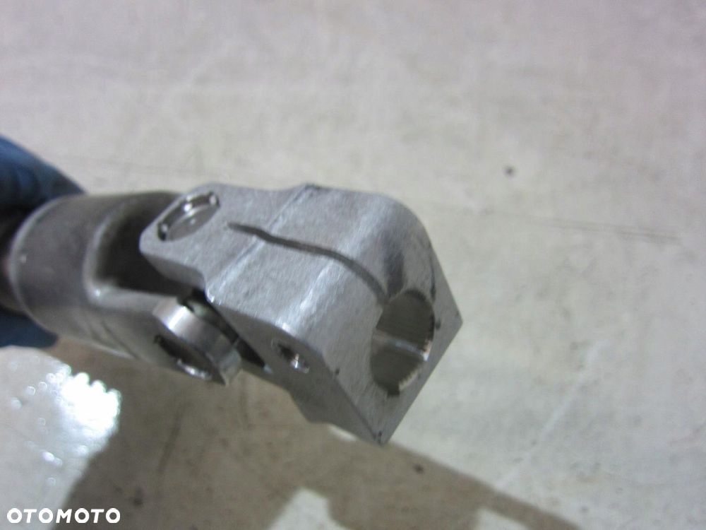 BMW X1 F48 B46 F45 WAŁEK KOLUMNY KIEROWNICZEJ KRZYŻAK 6865653 32306865653 - 5
