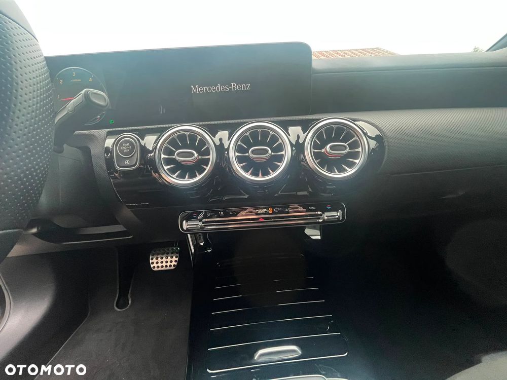 Mercedes-Benz Klasa A 220 d 8G-DCT AMG Line - 20