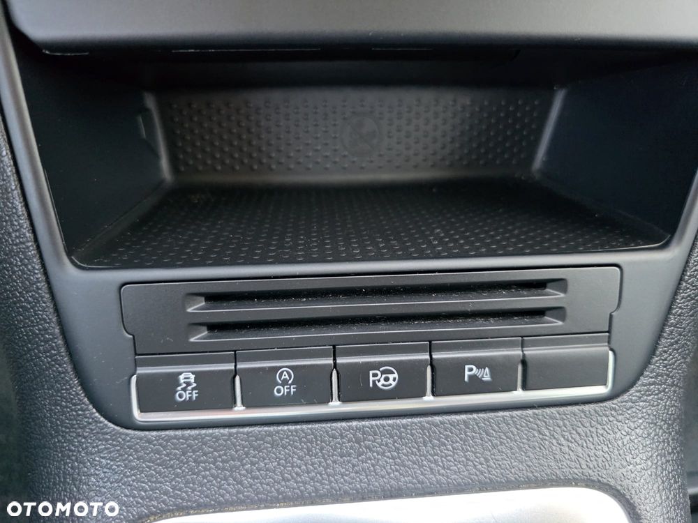 Volkswagen Tiguan 2.0 TDI DPF 4Motion DSG Track & Field - 25