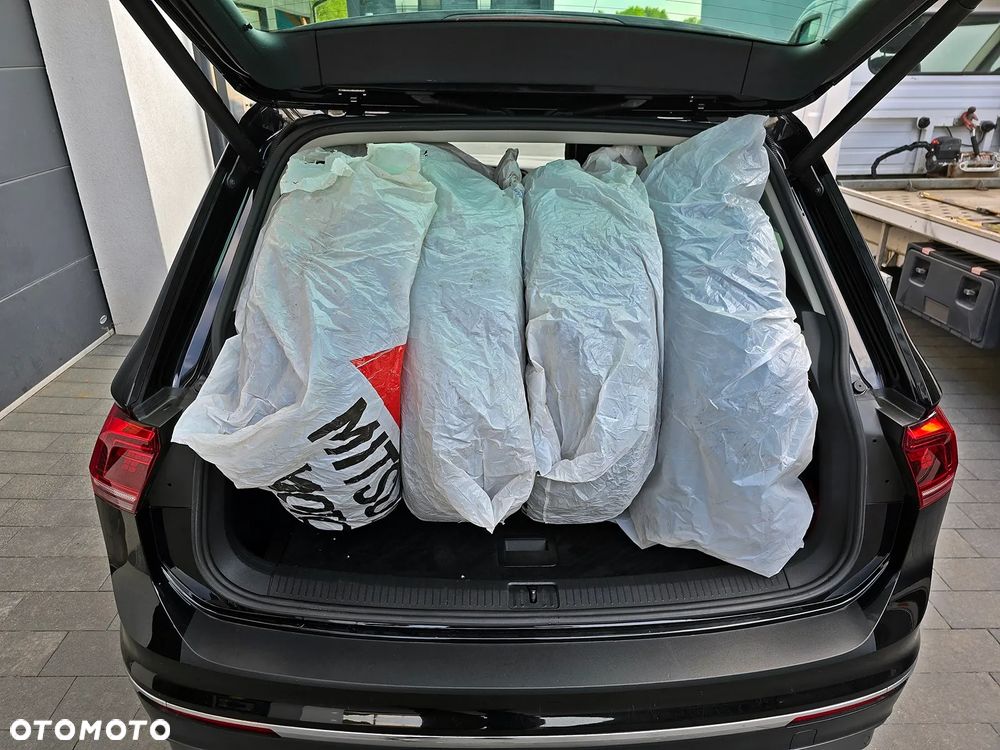 Volkswagen Tiguan 2.0 TSI 4Motion DSG OPF Highline - 32