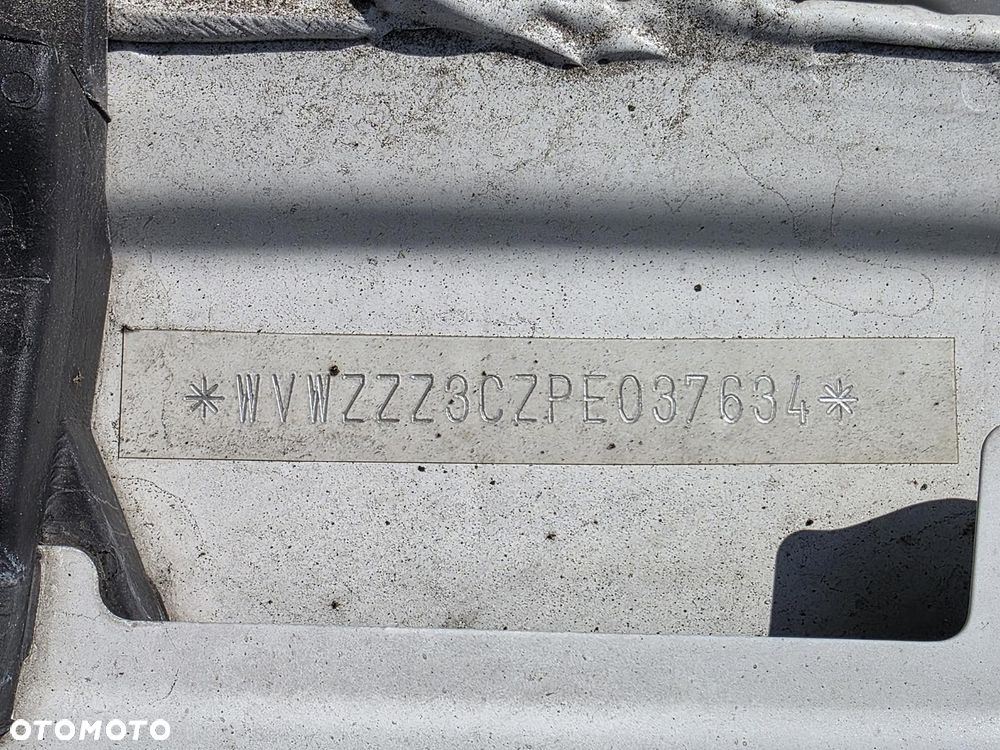 Volkswagen Passat Variant 2.0 TDI SCR DSG Business - 18