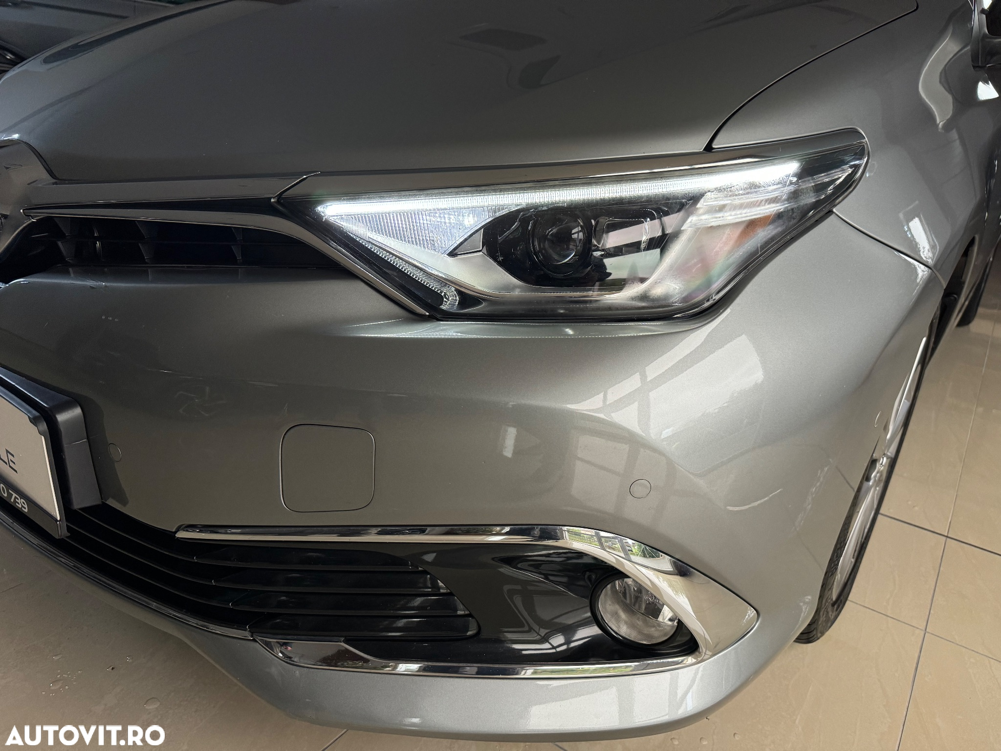Toyota Auris 1.8 VVT-i Hybrid Automatik Touring Sports Edition-S - 29
