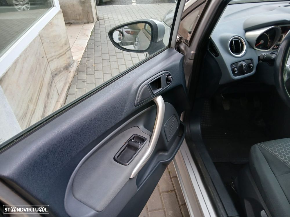 Ford Fiesta 1.25 Titanium - 2