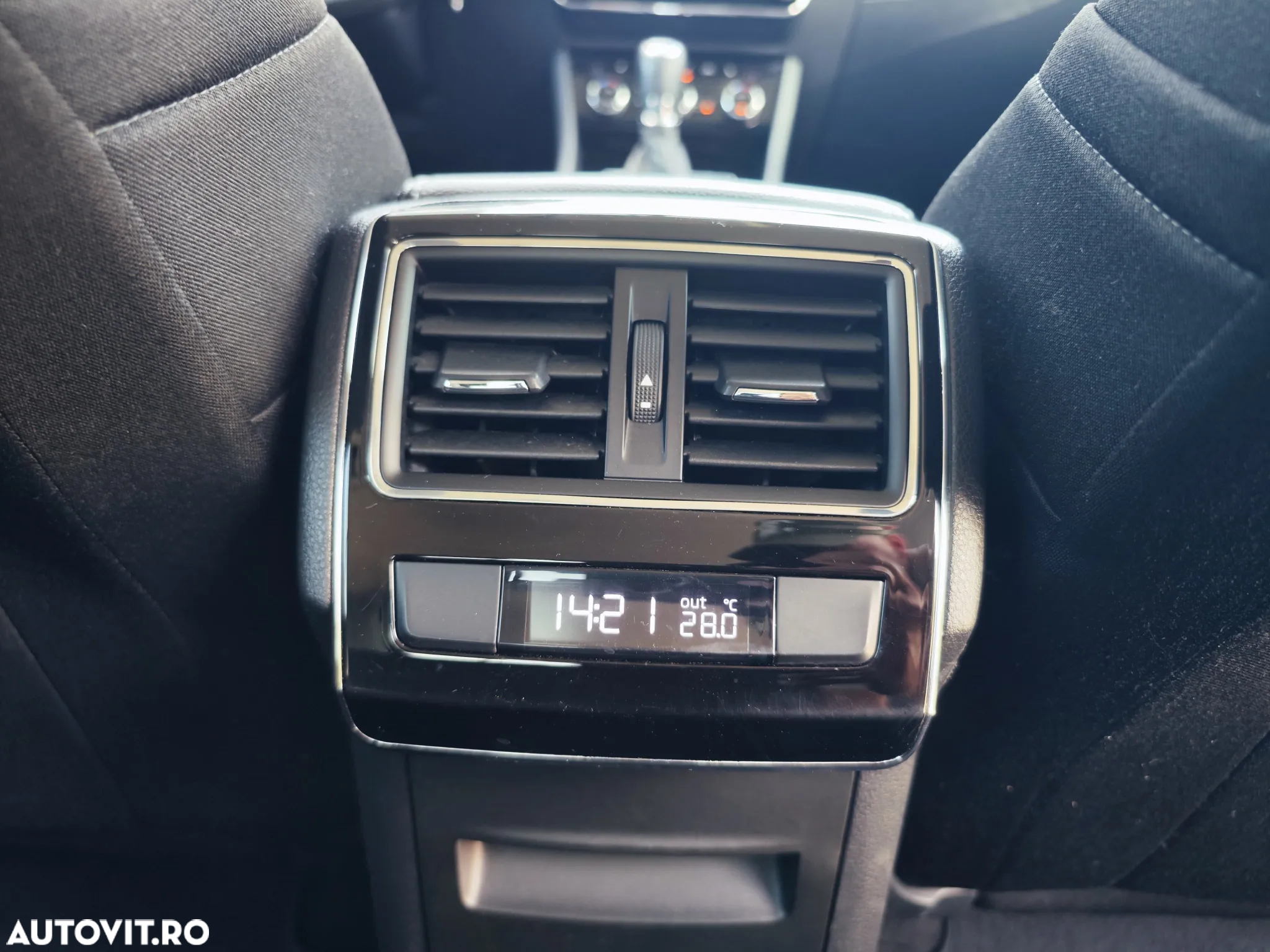 Skoda Superb 2.0 TDI DSG Ambition - 16