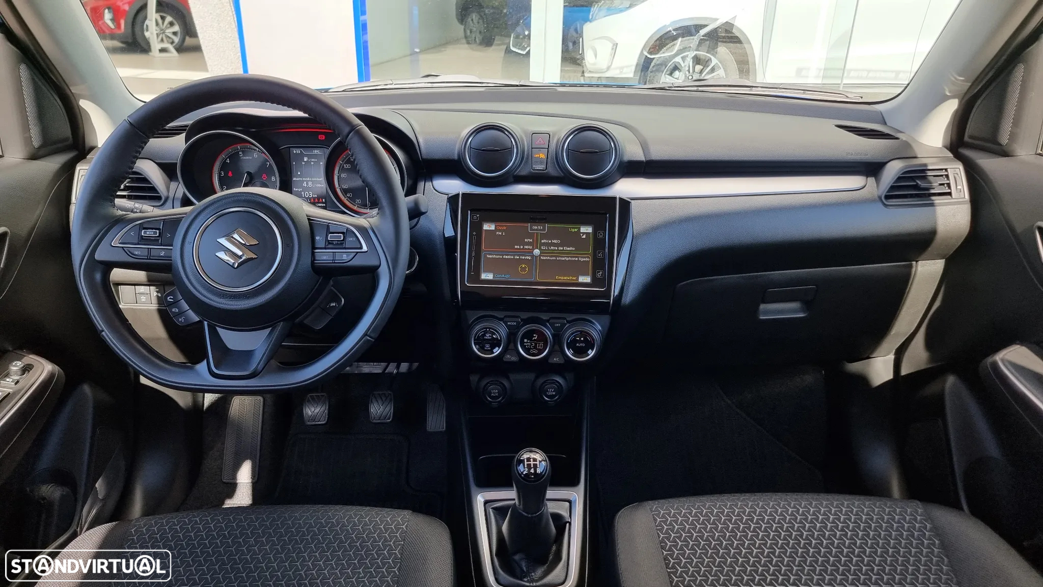 Suzuki Swift 1.2 Mild Hybrid GLX - 18