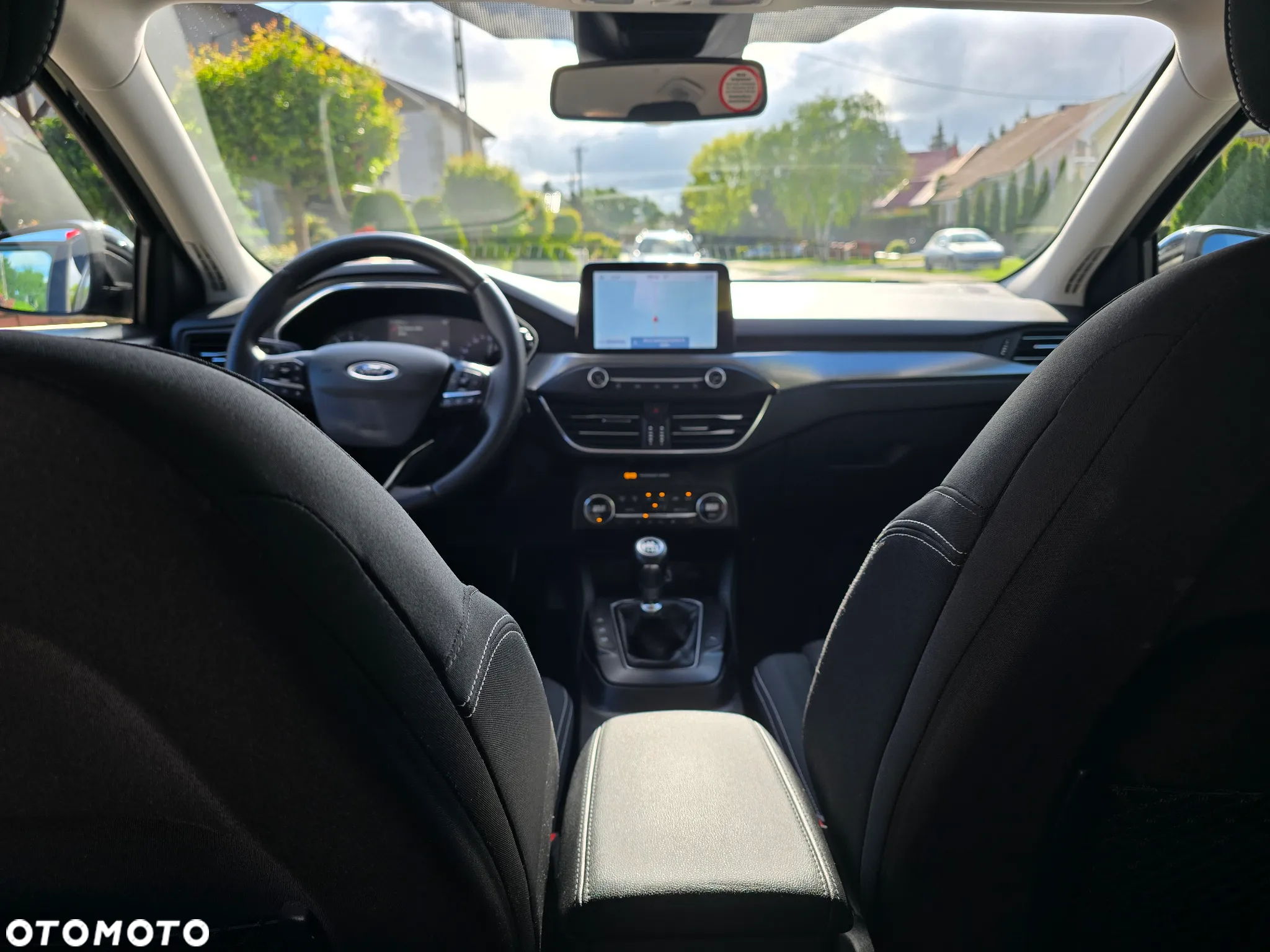 Ford Focus 1.0 EcoBoost Titanium Business - 8