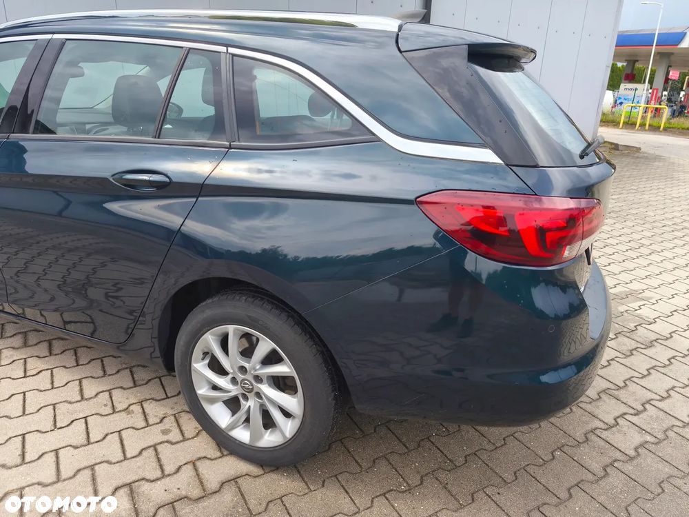 Opel Astra IV 1.6 CDTI Business - 24
