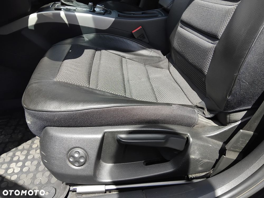 Audi A4 Avant 2.0 TDI DPF multitronic Ambiente - 18