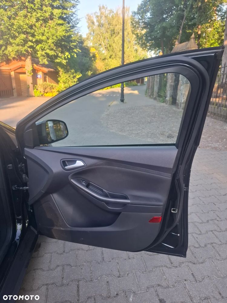 Ford Focus 1.5 TDCi DPF Start-Stopp-System Titanium - 11