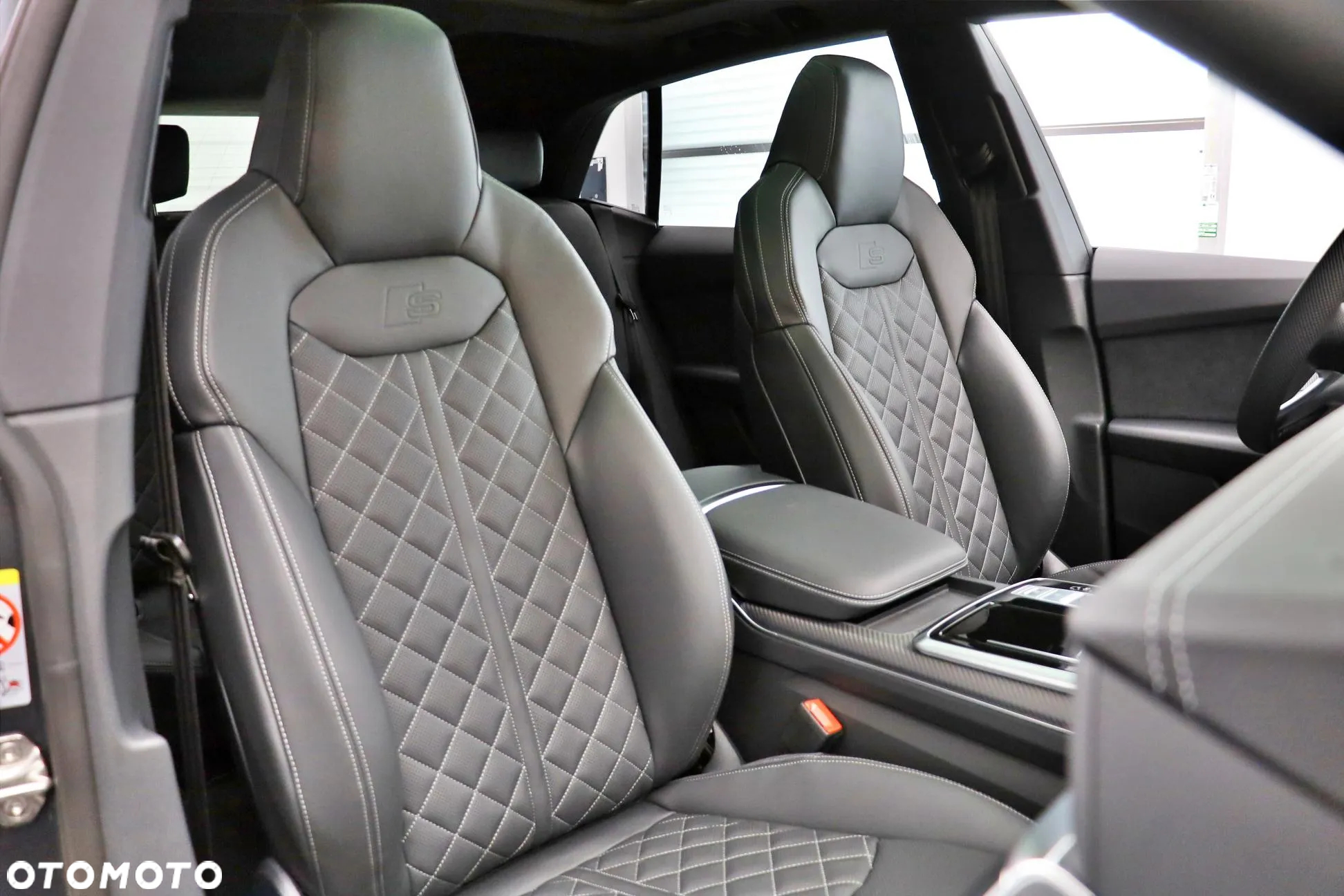Audi Q8 - 36