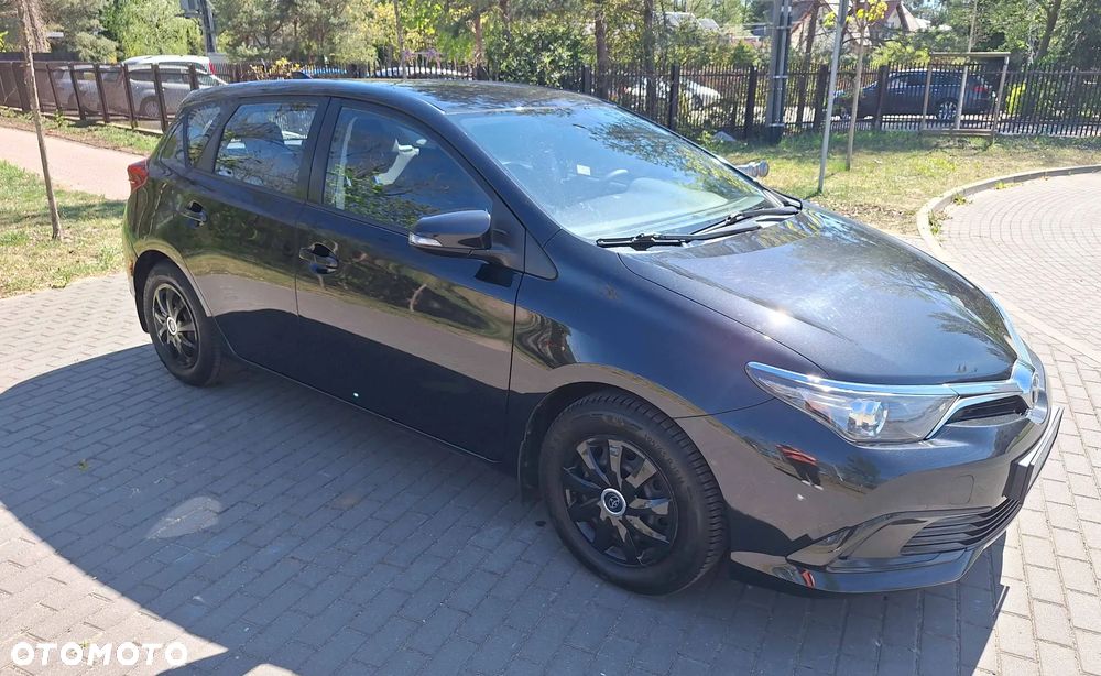 Toyota Auris 1.6 Active - 9