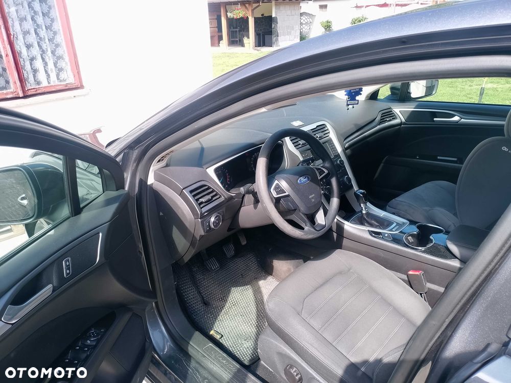 Ford Mondeo - 1