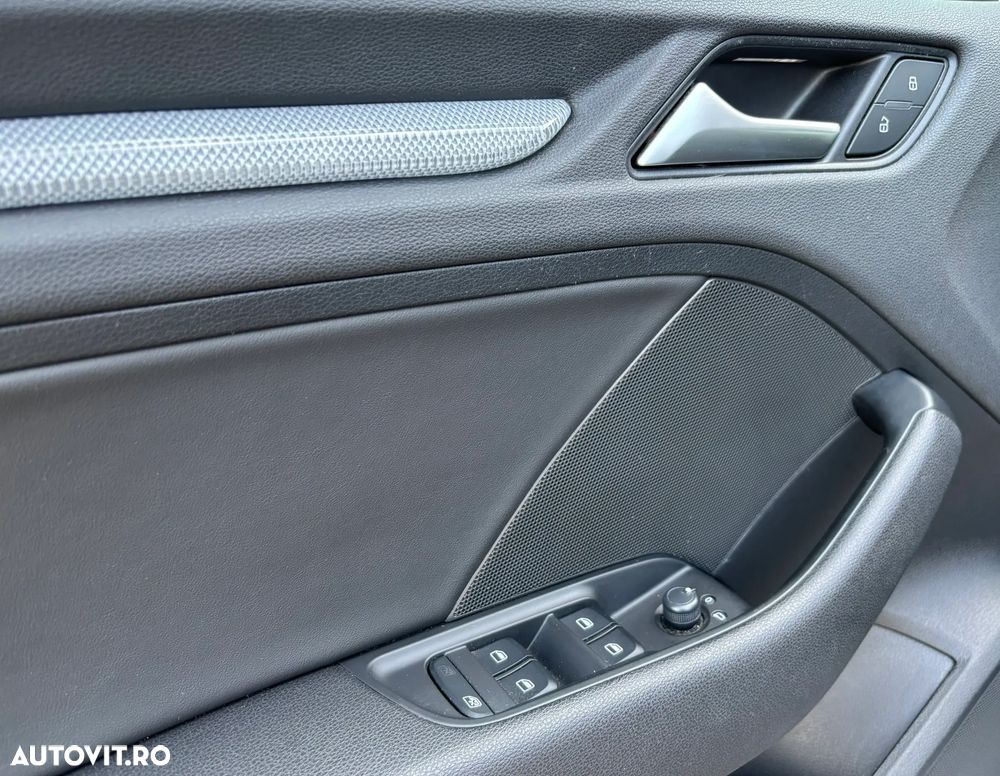 Audi A3 1.4 TFSI COD Stronic Ambiente - 26