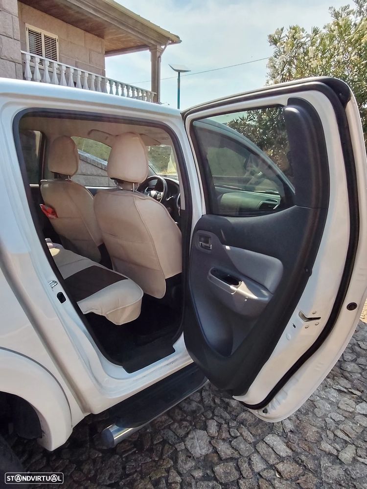 Mitsubishi L200 - 24