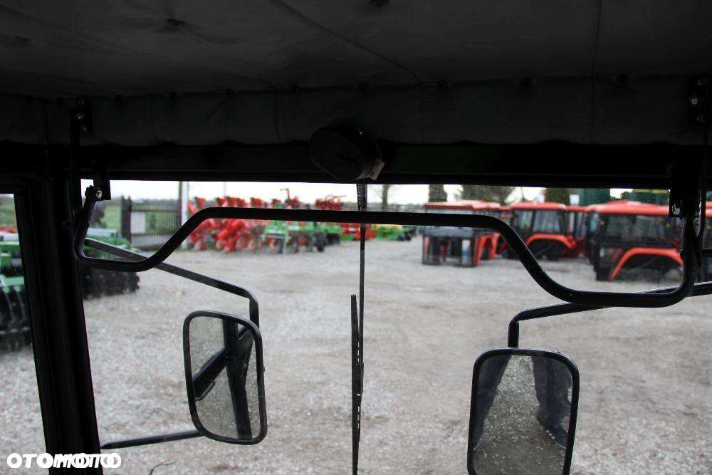 Kabina ciągnikowa do ciągnika C 330 C 330 bez błotników - 4