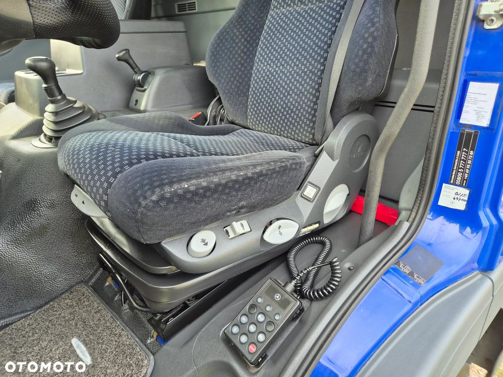 Mercedes-Benz Atego 1224 z Niemiec 9m kontener izoterma podział manual 1222 okazja - 38