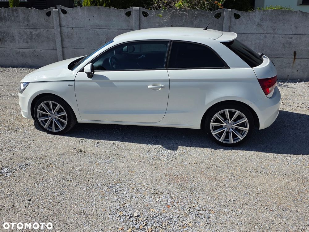 Audi A1 3-drzwiowe 1.2 TFSI S line edition - 3