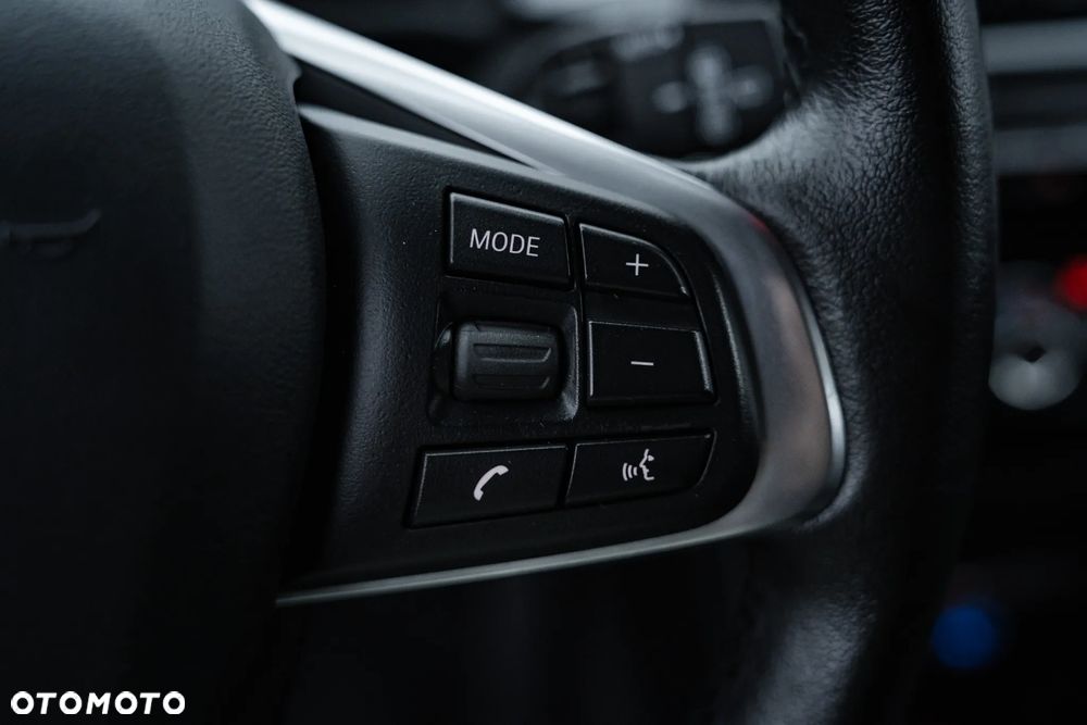 BMW X2 sDrive18i - 28