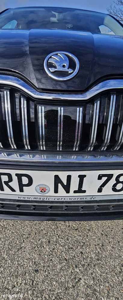 Skoda Superb 2.0 TDI DSG Style - 10